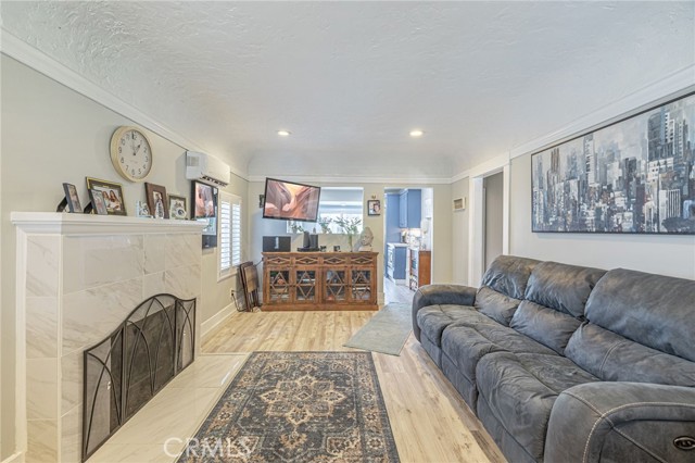 Detail Gallery Image 7 of 47 For 2548 E Washington, Carson,  CA 90810 - 2 Beds | 1 Baths
