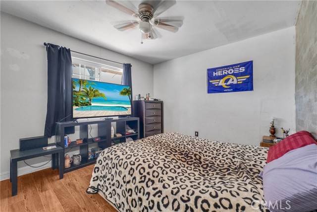 5622 Sharon Way, Jurupa Valley CA: https://media.crmls.org/medias/2035440b-d15e-4cd7-a940-c4c6c2066d73.jpg