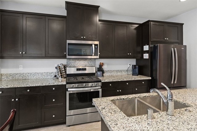 Detail Gallery Image 22 of 54 For 27482 Basalt, Moreno Valley,  CA 92555 - 4 Beds | 2/1 Baths