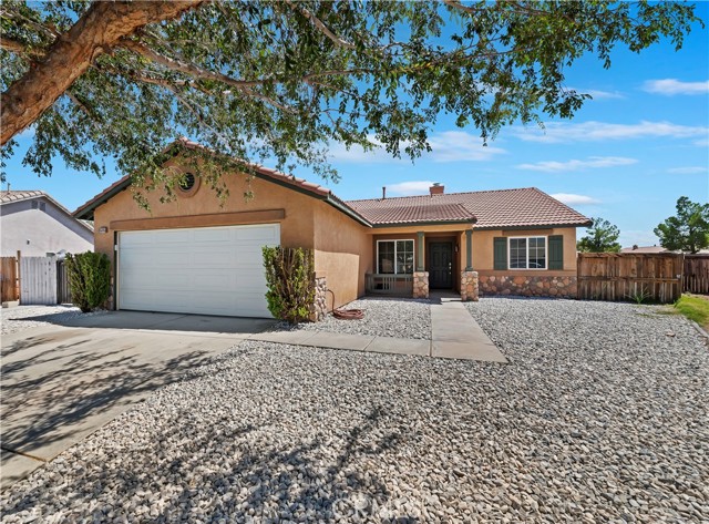 Image 3 for 15315 Ross Dr, Adelanto, CA 92301