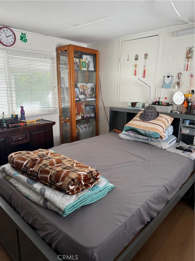 MLS #OC25261374 image #9