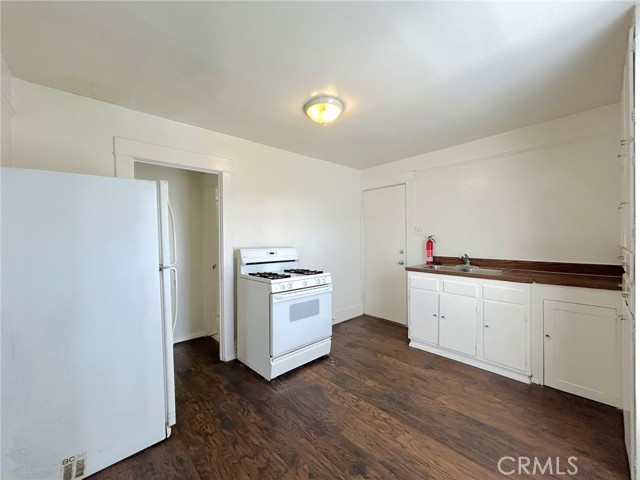 Image 10 of 15 For 3449 4th Street 4