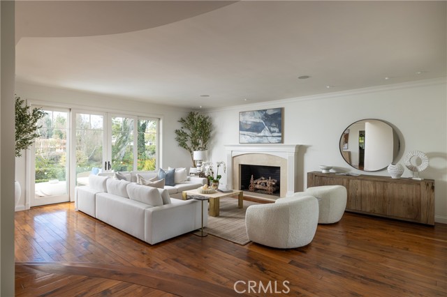 Detail Gallery Image 11 of 55 For 3 Cypress Point Ln, Newport Beach,  CA 92660 - 4 Beds | 4/1 Baths