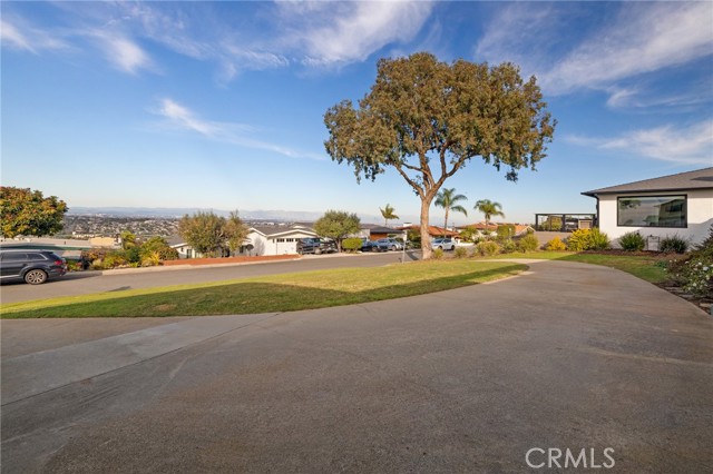 Detail Gallery Image 11 of 37 For 924 Calle Miramar, Redondo Beach,  CA 90277 - 3 Beds | 2 Baths