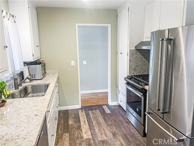 230 Santa Barbara Shores Drive, Goleta CA: https://media.crmls.org/medias/20373b7d-2fb8-471f-90a7-c0569775057c.jpg