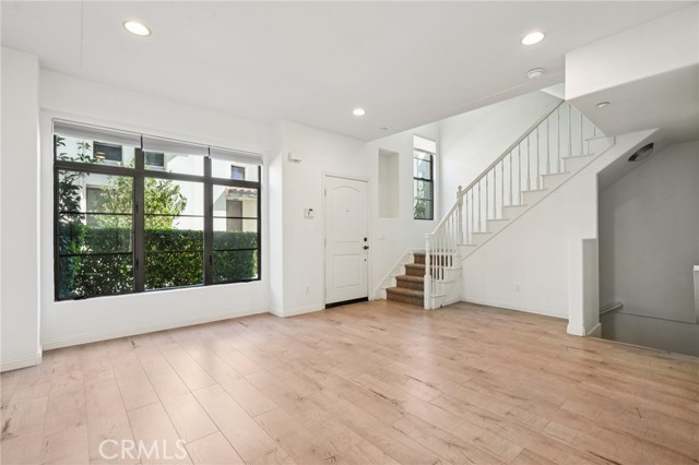 Detail Gallery Image 5 of 51 For 879 Michigan Bld #K,  Pasadena,  CA 91107 - 3 Beds | 2/1 Baths