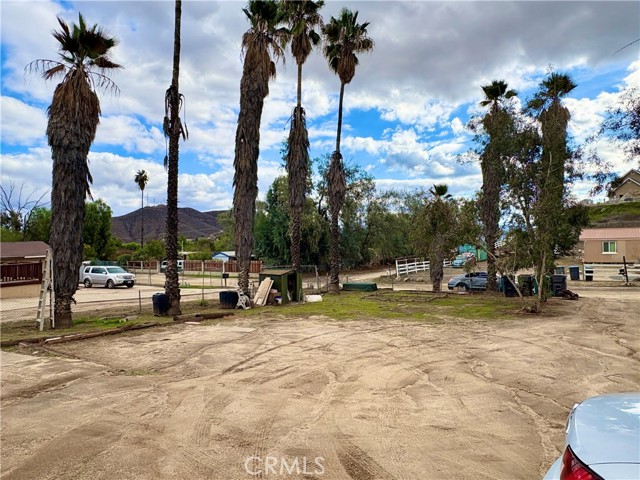 Detail Gallery Image 10 of 32 For 33510 Beverly, Hemet,  CA 92545 - – Beds | – Baths