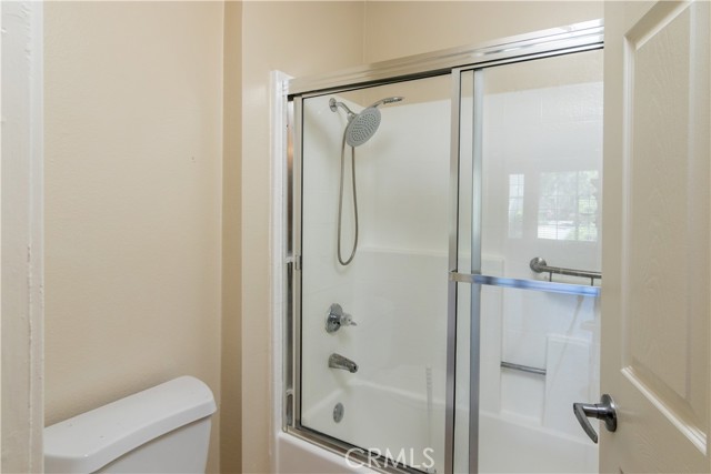 Detail Gallery Image 12 of 21 For 21500 Burbank Blvd #126,  Woodland Hills,  CA 91367 - 1 Beds | 1 Baths