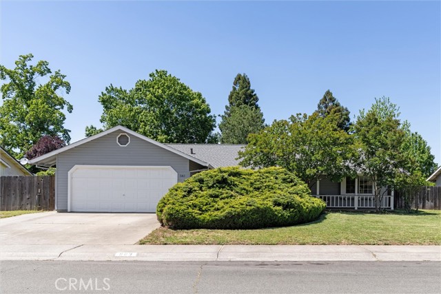Detail Gallery Image 1 of 29 For 583 Kings Canyon Way, Chico,  CA 95973 - 3 Beds | 2 Baths