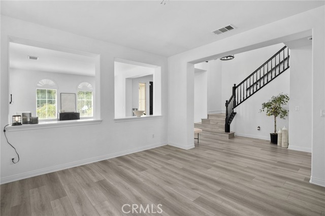 21 Via Del Renal Court, Lake Elsinore CA: https://media.crmls.org/medias/20391c46-e7b5-499c-abb2-321f857ffb17.jpg