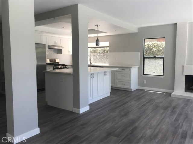 Detail Gallery Image 14 of 64 For 27 Alameda, Irvine,  CA 92620 - 4 Beds | 3/1 Baths