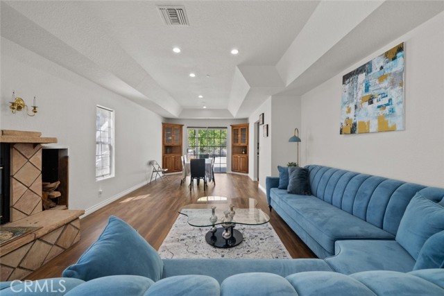 Detail Gallery Image 15 of 41 For 31373 Angeles Forest, Palmdale,  CA 93550 - 4 Beds | 3 Baths