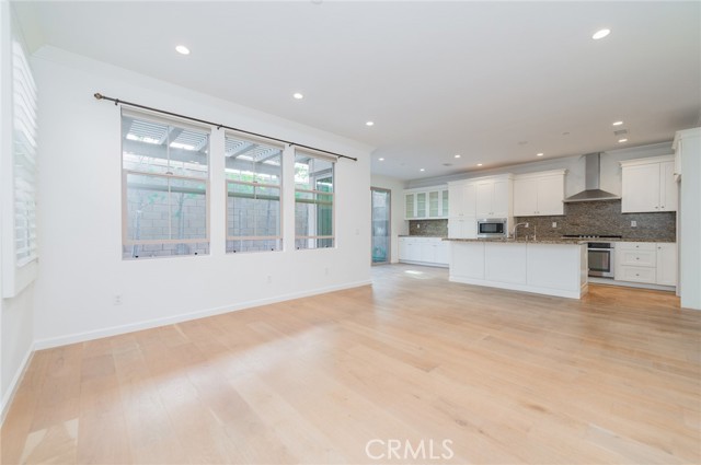 Detail Gallery Image 5 of 25 For 103 Tidal, Irvine,  CA 92620 - 3 Beds | 2/1 Baths