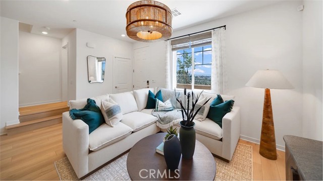 3192 Homestead Paseo, Ontario CA: https://media.crmls.org/medias/203c81bc-5a69-4b8f-a088-84cbbc38cd02.jpg