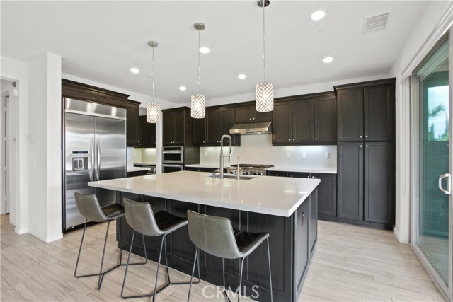 139 Yellow Daisy, Irvine CA: https://media.crmls.org/medias/203cc2ce-47ac-4a4b-a3b5-b34fee96ecc7.jpg