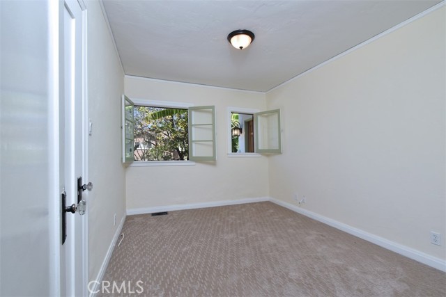 Detail Gallery Image 17 of 27 For 14712 Tustin St, Sherman Oaks,  CA 91403 - 3 Beds | 2 Baths