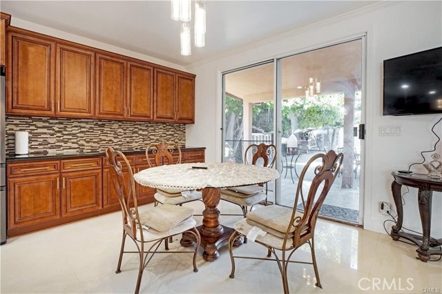 22329 Plummer Street, Chatsworth CA: https://media.crmls.org/medias/203d94a4-feb3-45d2-b947-0d6ee87b1619.jpg