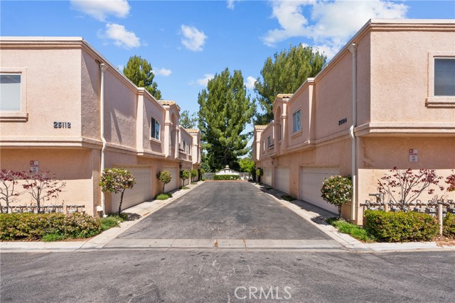 Detail Gallery Image 39 of 42 For 25114 Steinbeck #C,  Stevenson Ranch,  CA 91381 - 2 Beds | 2/1 Baths