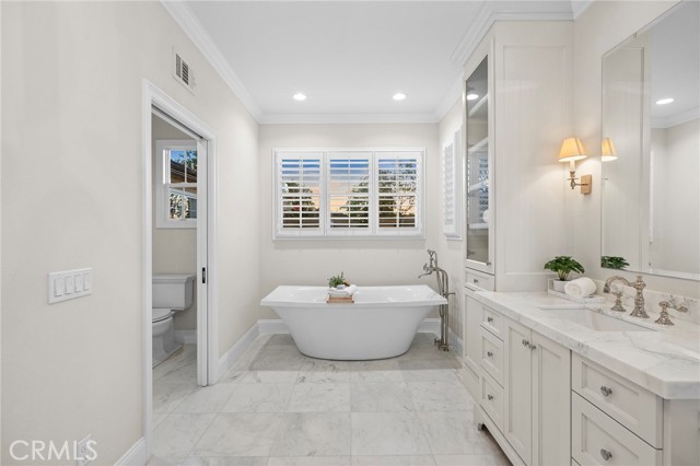 Image 56 of 74 For 15 Vernon  