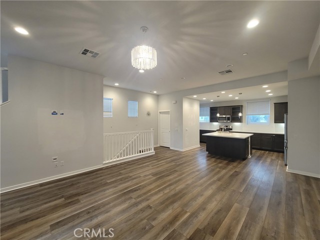 Detail Gallery Image 4 of 45 For 8345 N Peyton Way, West Hills,  CA 91304 - 4 Beds | 4 Baths