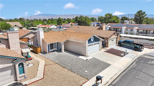 Detail Gallery Image 27 of 33 For 12439 Glennaire Pl, Victorville,  CA 92395 - 2 Beds | 2 Baths