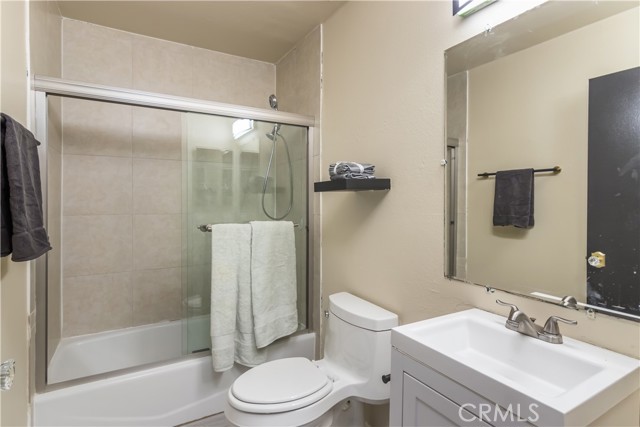 Detail Gallery Image 18 of 20 For 18209 Sierra Hwy #35,  Canyon Country,  CA 91351 - 2 Beds | 2 Baths