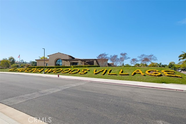 24055 Paseo Del Lago, Laguna Woods CA: https://media.crmls.org/medias/203ff577-16fa-45f5-8ae5-56302a98e531.jpg