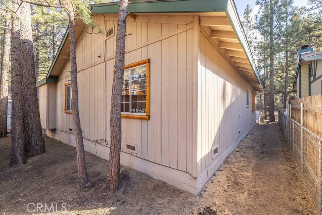 Detail Gallery Image 27 of 29 For 817 E Barker, Big Bear City,  CA 92314 - 3 Beds | 2 Baths