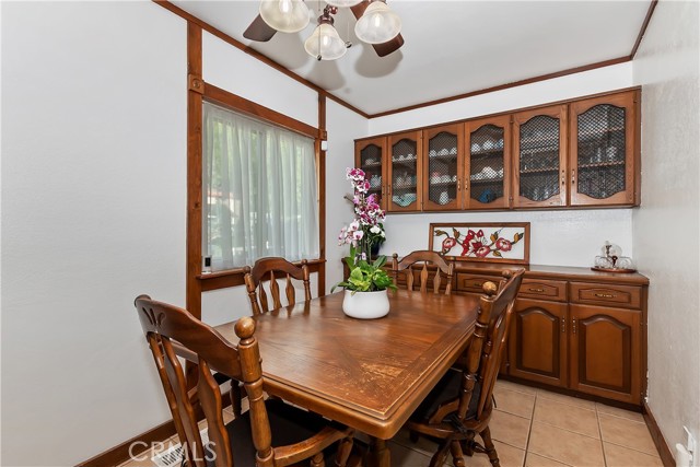 Detail Gallery Image 18 of 41 For 22771 Fir Ln, Crestline,  CA 92325 - 4 Beds | 2/1 Baths