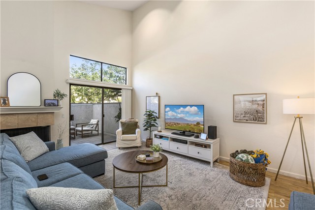 Detail Gallery Image 4 of 21 For 1 Sunup, Irvine,  CA 92603 - 2 Beds | 2 Baths