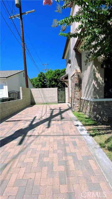 5921 Alessandro ave, Temple City CA: https://media.crmls.org/medias/2043a679-eb42-4904-8215-d61737d69799.jpg