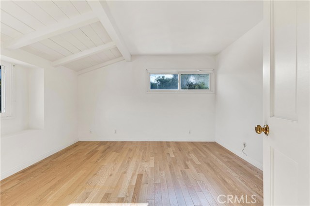 Detail Gallery Image 46 of 58 For 4771 Vista De Oro, Woodland Hills,  CA 91364 - 6 Beds | 4/1 Baths