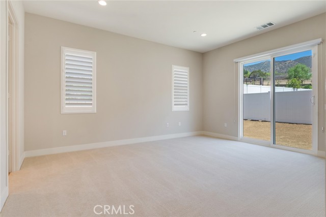 Detail Gallery Image 13 of 26 For 6548 Canyon Oaks Dr, Simi Valley,  CA 93063 - 4 Beds | 3/1 Baths