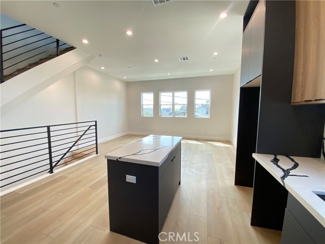 4712 West 17th Street, Los Angeles, CA, 90019 4712 West 17th Street, Los Angeles, CA, 90019