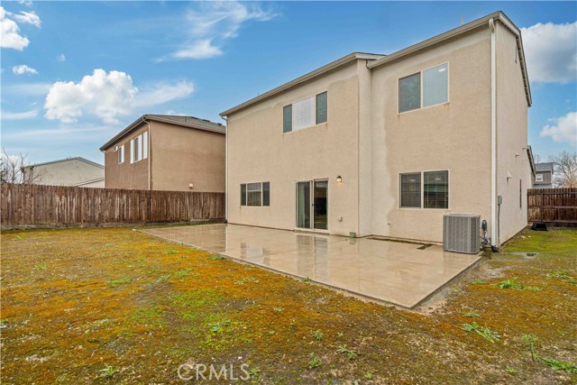 Detail Gallery Image 30 of 39 For 4852 Kinross Ct, Merced,  CA 95348 - 4 Beds | 2/1 Baths