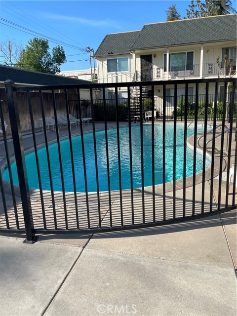 Detail Gallery Image 13 of 14 For 5085 N Wishon #37,  Fresno,  CA 93704 - 2 Beds | 1 Baths
