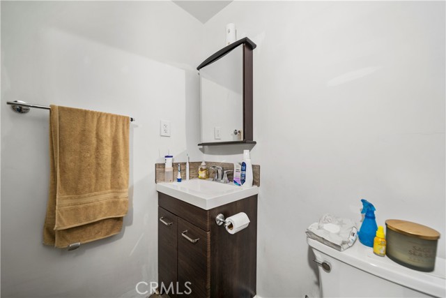 Detail Gallery Image 27 of 39 For 15625 La Mesa St, Sylmar,  CA 91342 - 2 Beds | 2 Baths