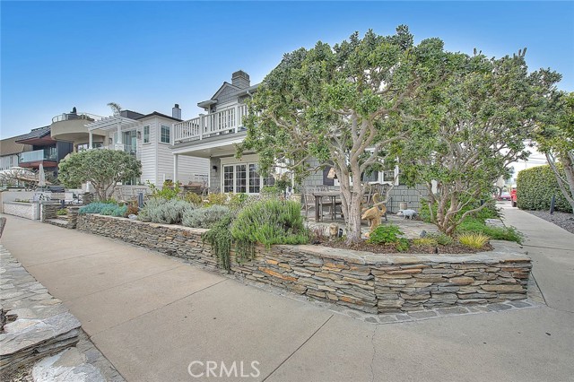 Detail Gallery Image 51 of 59 For 5590 E the Toledo, Long Beach,  CA 90803 - 4 Beds | 4 Baths