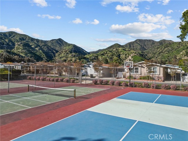 Detail Gallery Image 30 of 39 For 15455 Glenoaks Bld #336,  Sylmar,  CA 91342 - 3 Beds | 2 Baths