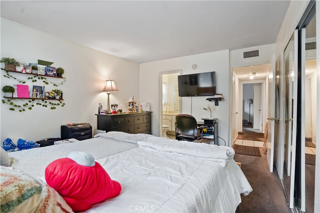 MLS #SR25266566 image #32