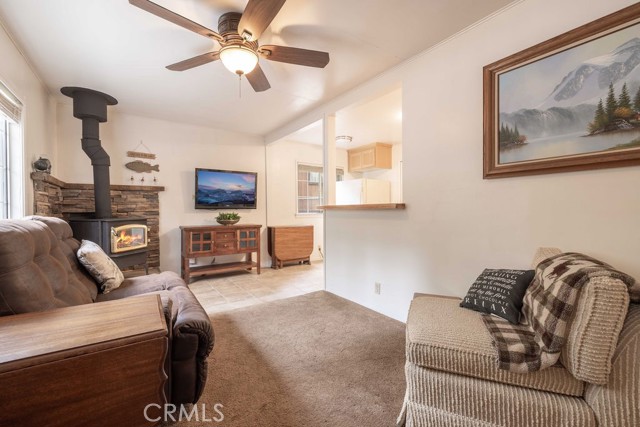 Detail Gallery Image 4 of 25 For 42637 La Placida, Big Bear Lake,  CA 92315 - 2 Beds | 1 Baths