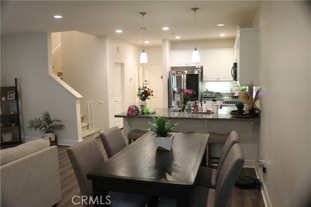 Detail Gallery Image 6 of 27 For 3287 E Wild Horse Privado #4,  Ontario,  CA 91762 - 3 Beds | 2/1 Baths