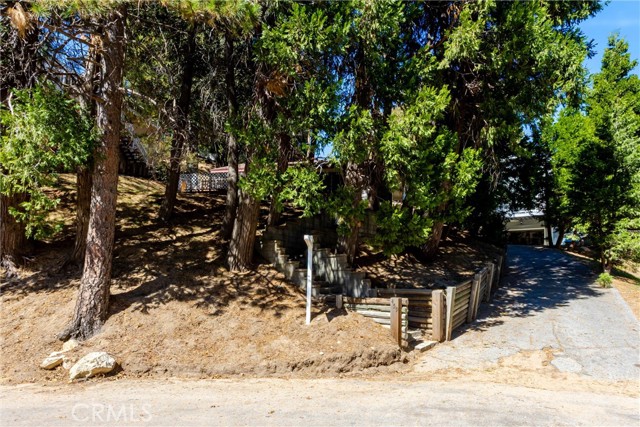 459 Delle, Crestline, CA 92325
