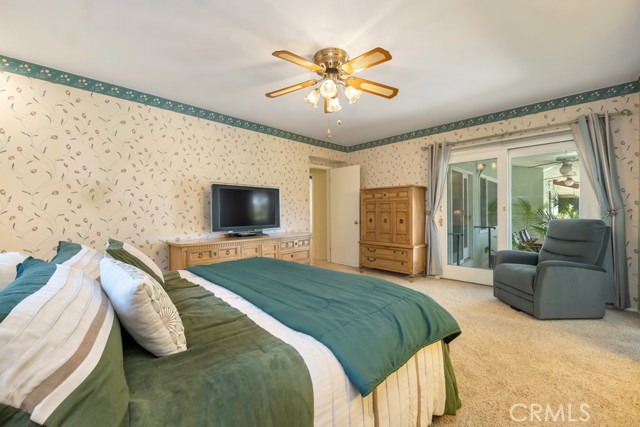 11583 Zelzah Avenue photo 20