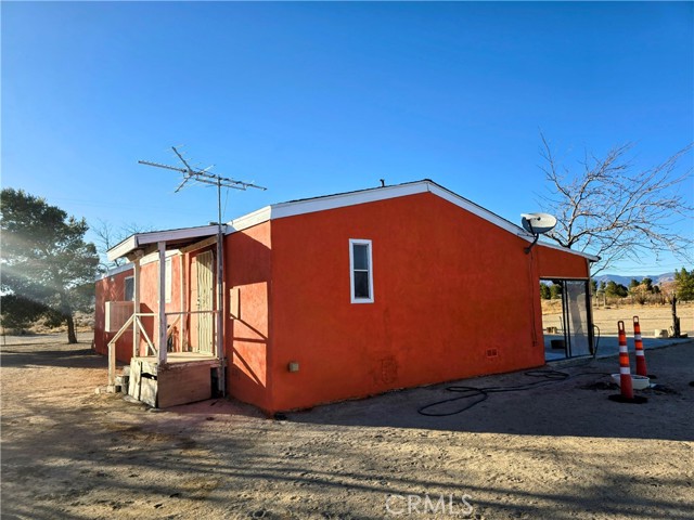 Detail Gallery Image 5 of 18 For 10144 Fetters St, Mojave,  CA 93501 - 3 Beds | 2 Baths