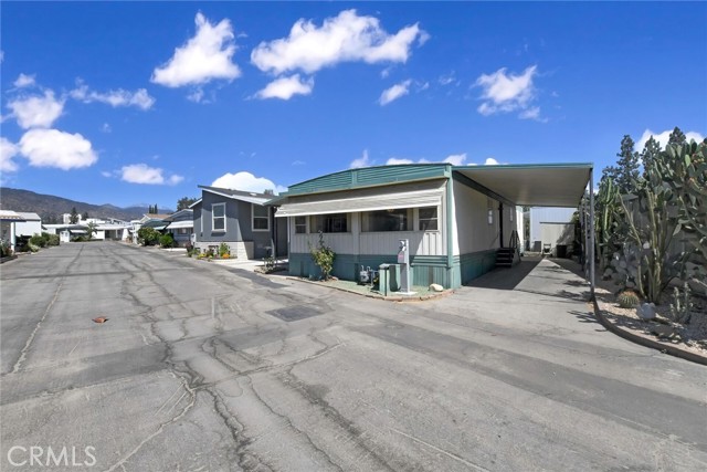 Detail Gallery Image 5 of 33 For 840 Foothill Blvd. #99,  Azusa,  CA 91702 - 2 Beds | 2 Baths