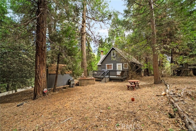 782 W Village, Crestline, CA 92325