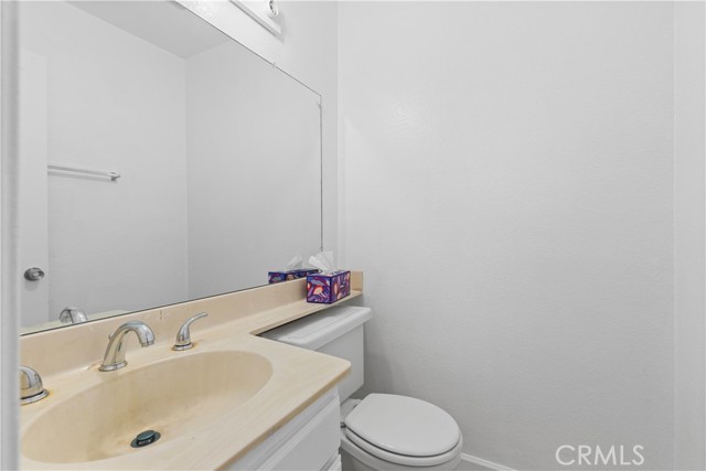 Detail Gallery Image 10 of 28 For 13536 Francisquito Ave #D,  Baldwin Park,  CA 91706 - 2 Beds | 2/1 Baths