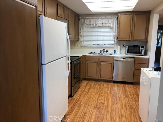 Detail Gallery Image 6 of 13 For 4014 Calle Sonora Oeste, Laguna Woods,  CA 92637 - 1 Beds | 1/1 Baths