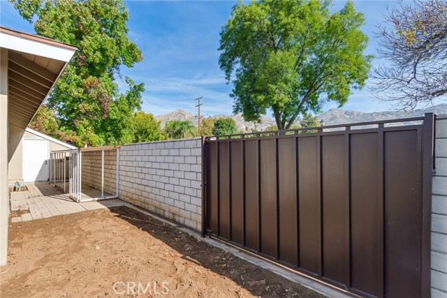 Detail Gallery Image 24 of 27 For 194 W Blaine St, Riverside,  CA 92507 - 4 Beds | 2 Baths